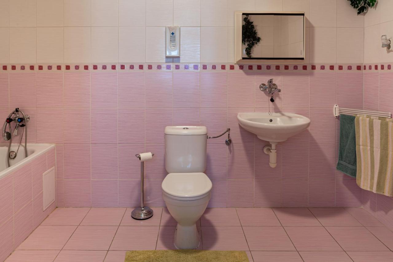 Penzion Rozalia Hotell Košice Exteriör bild