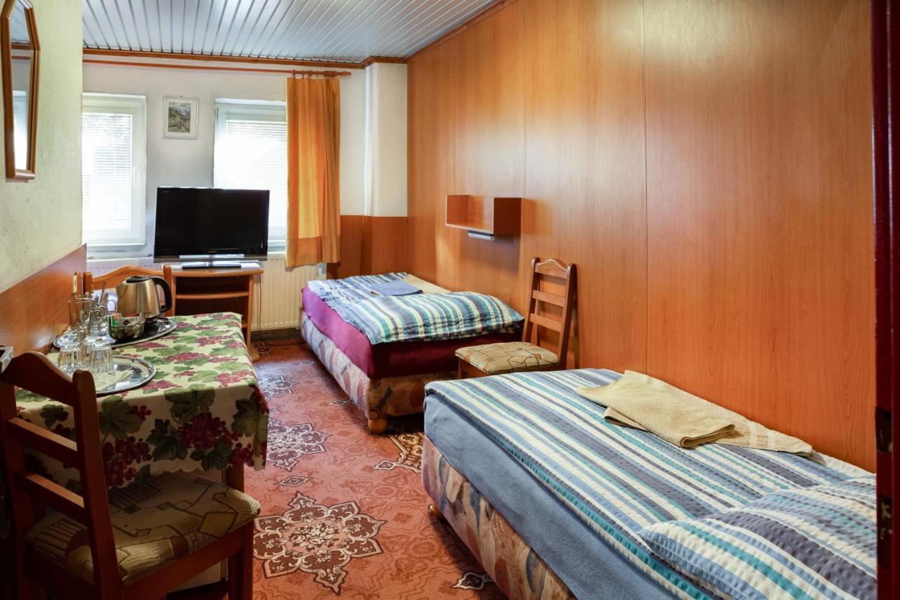 Penzion Rozalia Hotell Košice Exteriör bild