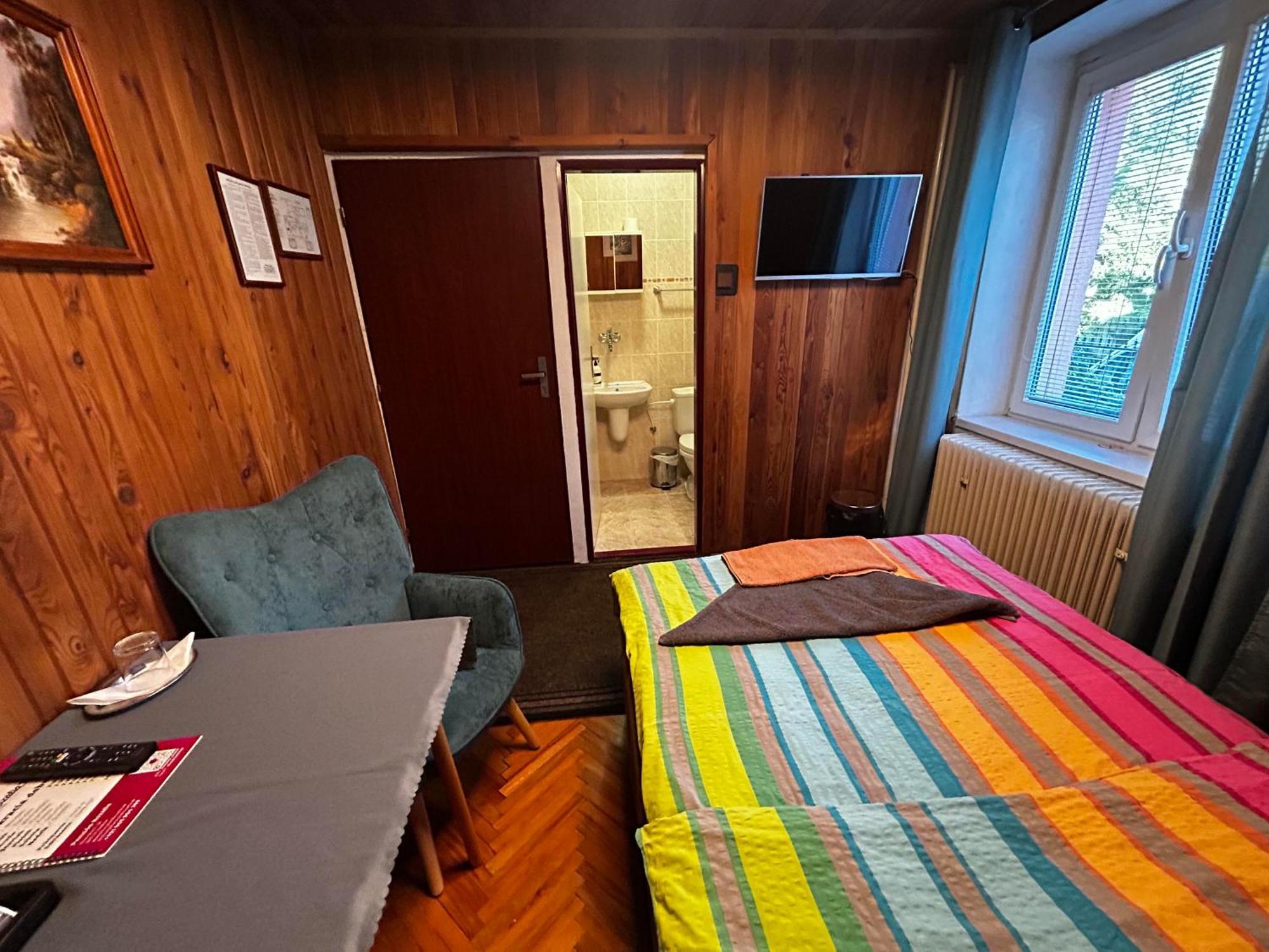 Penzion Rozalia Hotell Košice Exteriör bild