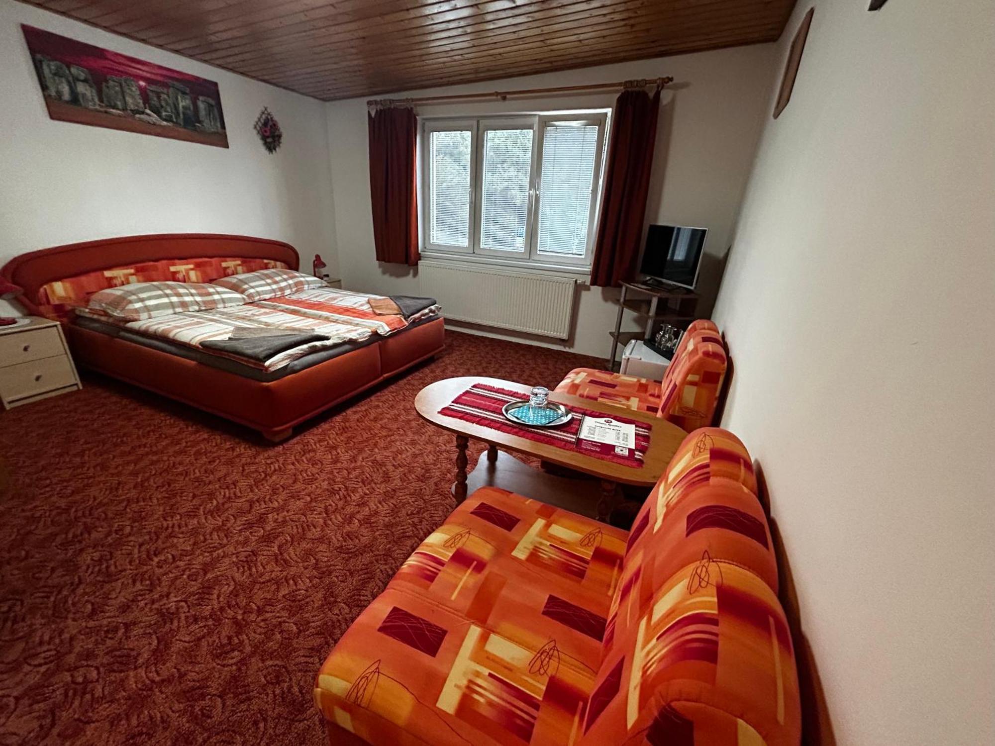 Penzion Rozalia Hotell Košice Exteriör bild