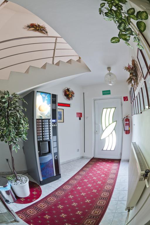 Penzion Rozalia Hotell Košice Exteriör bild